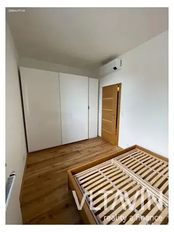 Pronájem bytu 2+kk, Praha - Nusle, Lumírova, 51 m2