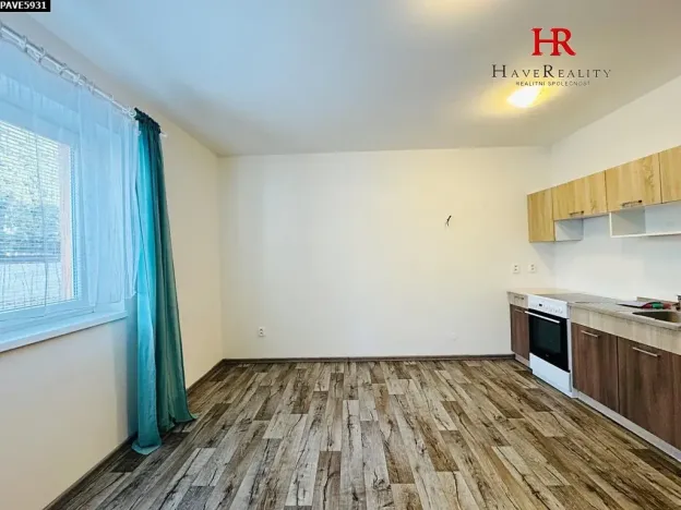 Pronájem bytu 1+kk, Benešov, Na Chmelnici, 26 m2