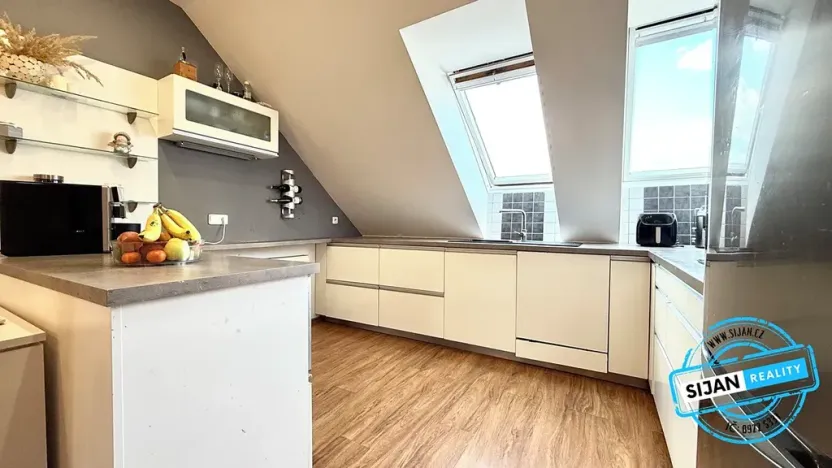 Prodej bytu 3+kk, Krnov, Sv. Ducha, 84 m2