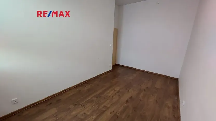 Pronájem bytu 2+kk, Rousínov, 40 m2