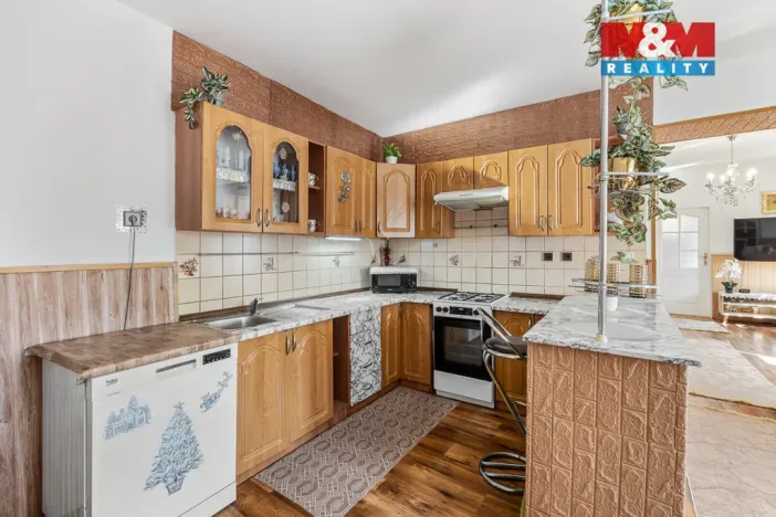 Prodej ubytování, Postoloprty, Wolkerova, 230 m2