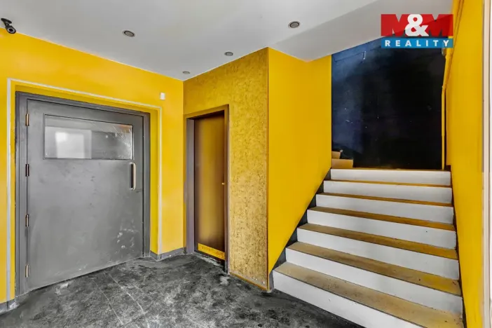 Pronájem obchodního prostoru, Jesenice, Budějovická, 289 m2