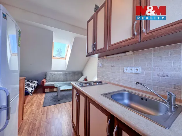 Pronájem bytu 1+kk, Liberec - Liberec VII-Horní Růžodol, Karoliny Světlé, 22 m2