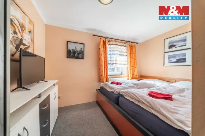 Pronájem restaurace, Domažlice - Dolejší Předměstí, Chrastavická, 300 m2