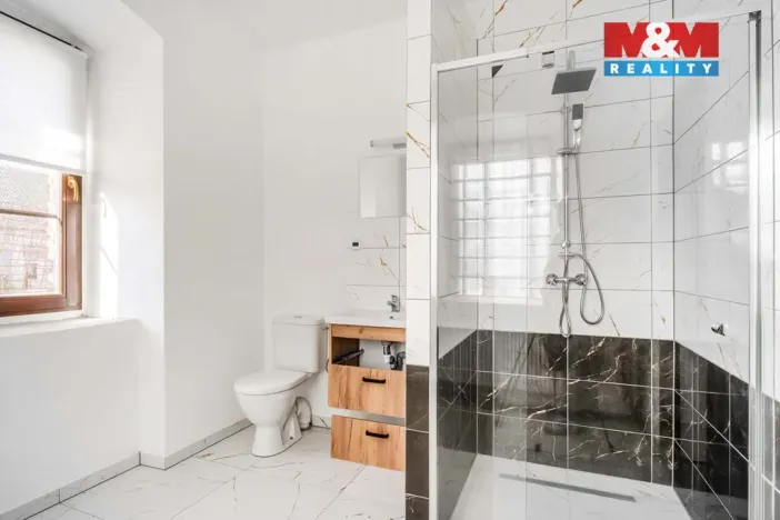 Prodej rodinného domu, Ždírec, 300 m2