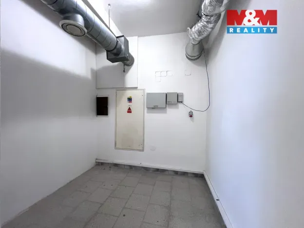 Pronájem obchodního prostoru, Prostějov, 210 m2