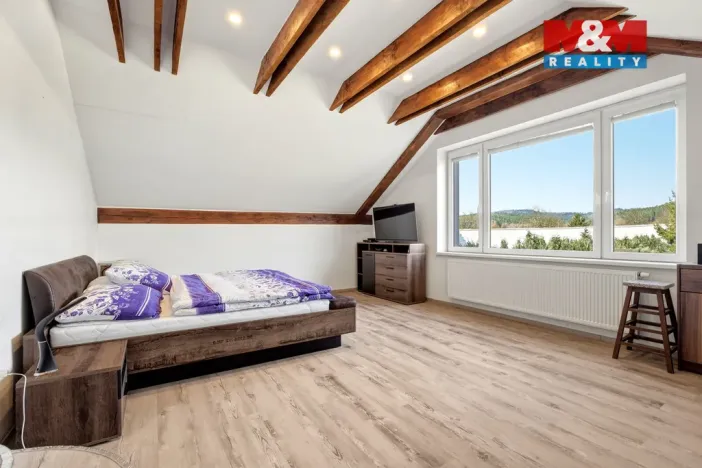 Prodej rodinného domu, Rynoltice, 224 m2