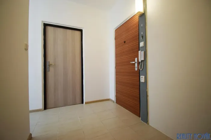 Pronájem bytu 1+1, Ústí nad Labem - Severní Terasa, Stavbařů, 42 m2