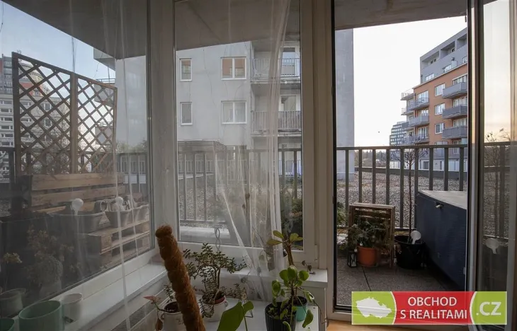 Pronájem bytu 2+kk, Praha, Janýrova, 57 m2