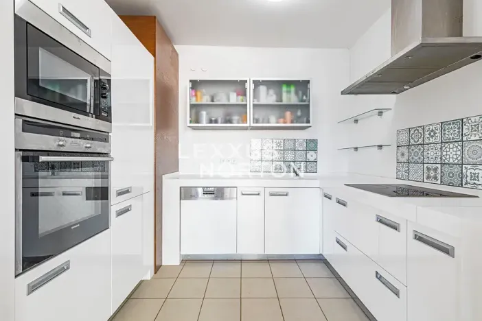 Prodej bytu 1+kk, Praha - Libeň, Nad Okrouhlíkem, 47 m2