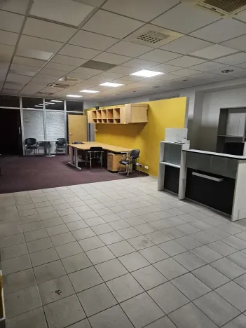 Pronájem kanceláře, Průhonice, Říčanská, 120 m2