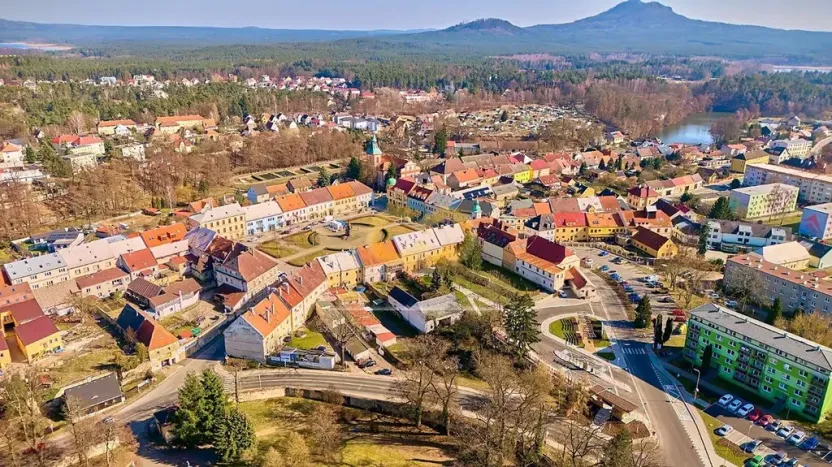 Prodej obchodního prostoru, Doksy, Panská, 270 m2