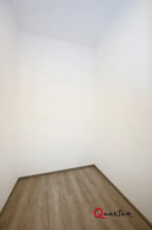 Pronájem bytu 2+kk, Praha - Vysočany, Poděbradská, 50 m2