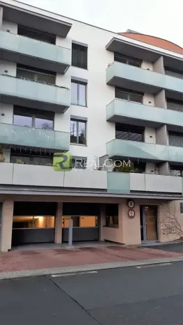 Pronájem bytu 1+kk, Praha - Kobylisy, Čumpelíkova, 39 m2