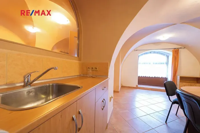 Prodej komerční nemovitosti, Šumperk, nám. Míru, 200 m2