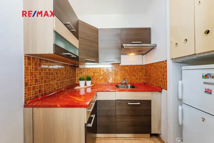 Prodej bytu 1+kk, Praha - Prosek, Vysočanská, 37 m2