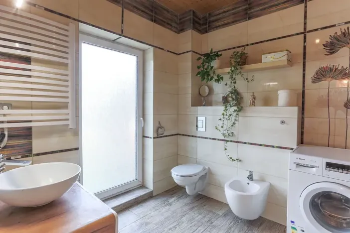 Prodej rodinného domu, Zadní Třebaň, 258 m2