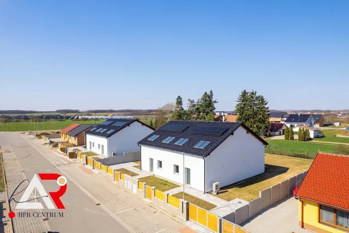 Prodej rodinného domu, Žabčice, 140 m2