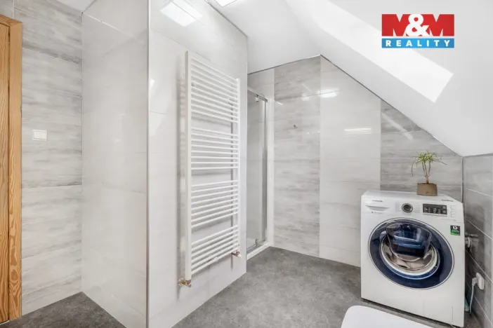 Prodej chalupy, Tanvald, Poštovní, 179 m2