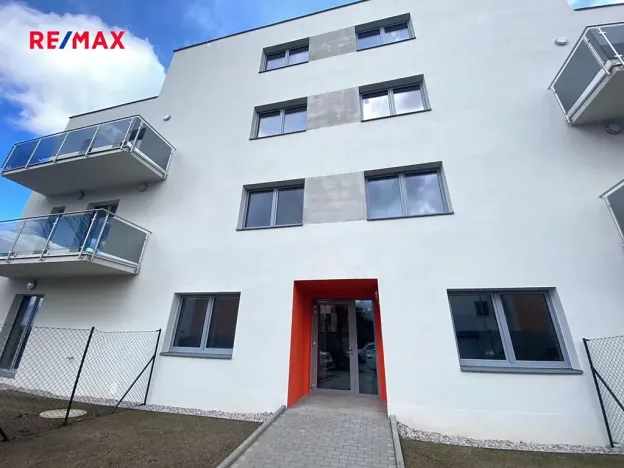 Pronájem bytu 2+kk, Plzeň, Na Terasách, 51 m2