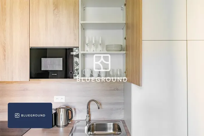 Pronájem bytu 1+kk, Praha - Bubeneč, Veletržní, 31 m2