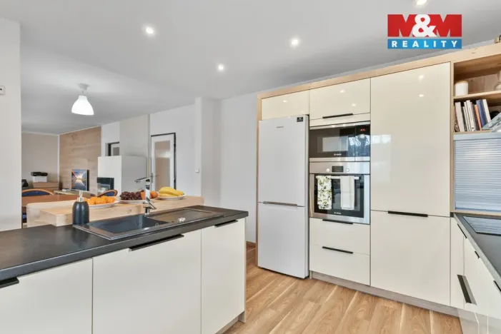 Prodej rodinného domu, Rokytnice nad Jizerou - Horní Rokytnice, 212 m2