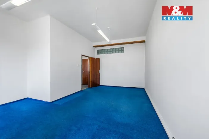 Pronájem kanceláře, Klatovy - Klatovy III, Pod Hůrkou, 211 m2