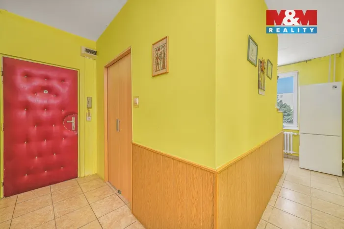 Prodej bytu 3+1, Pardubice - Studánka, Lidmily Malé, 57 m2