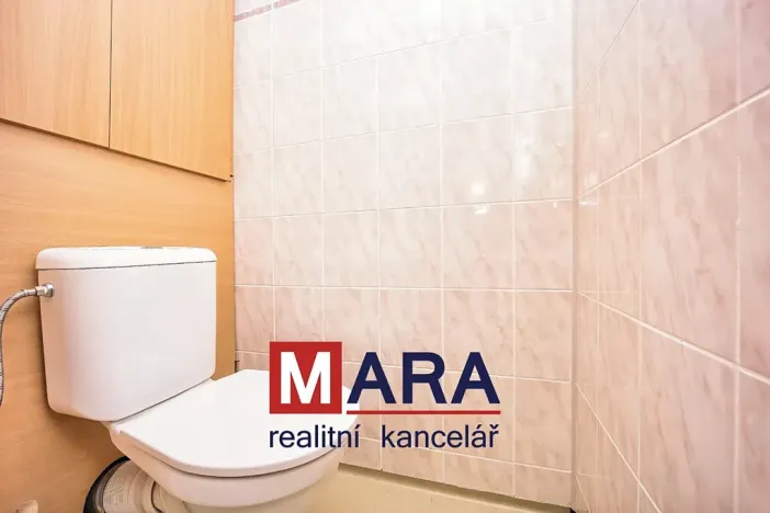 Pronájem bytu 2+1, Olomouc, Rožňavská, 43 m2