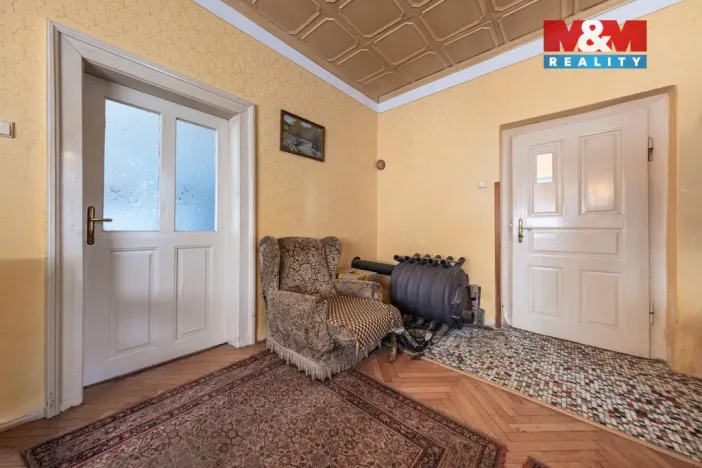 Prodej zemědělské usedlosti, Zásmuky - Nesměň, 161 m2