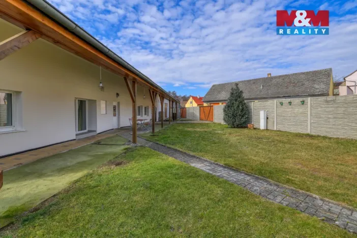 Prodej rodinného domu, Mladý Smolivec, 218 m2