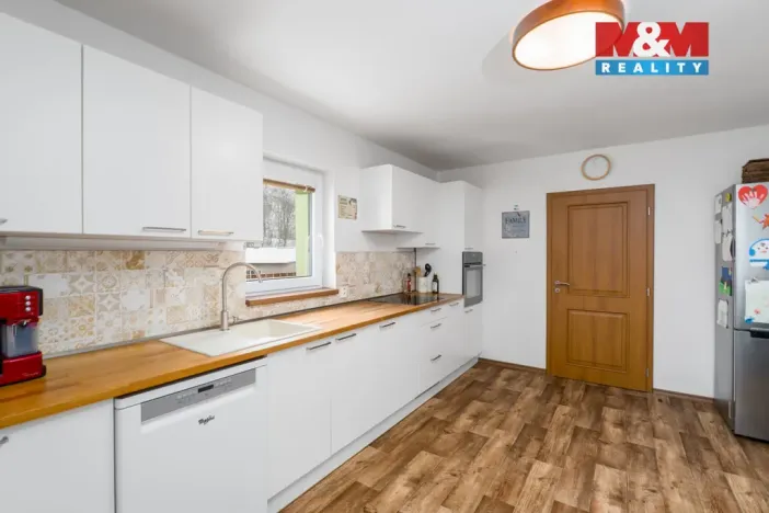 Prodej rodinného domu, Hrob, Horní, 149 m2