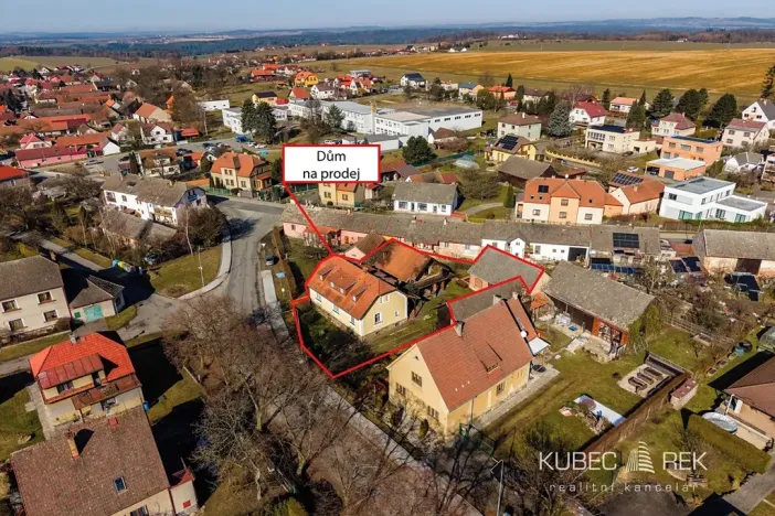 Prodej rodinného domu, Malšice, Lomská, 240 m2