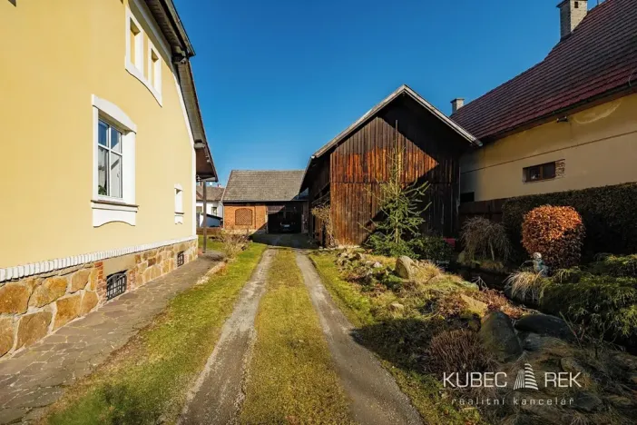 Prodej rodinného domu, Malšice, Lomská, 240 m2