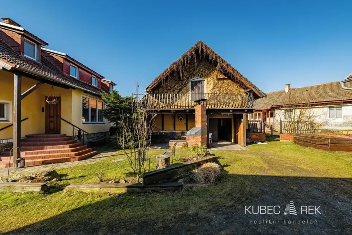 Prodej rodinného domu, Malšice, Lomská, 240 m2