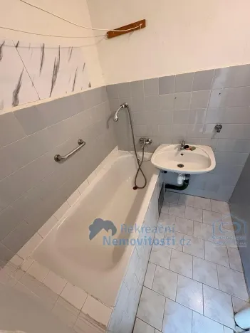 Prodej bytu 3+1, Teplice, Jaselská, 75 m2