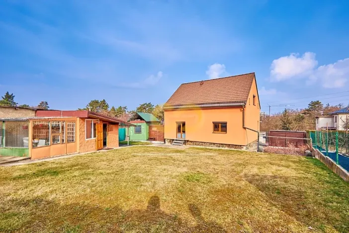 Prodej rodinného domu, Praha - Modřany, K Lahovičkám, 150 m2