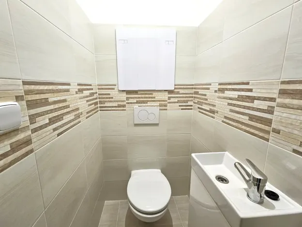 Pronájem bytu 2+kk, Kralupy nad Vltavou - Lobeček, Krakovská, 38 m2