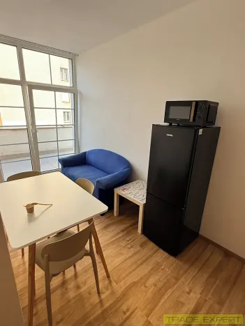 Pronájem bytu 1+1, Praha - Braník, Mezivrší, 55 m2