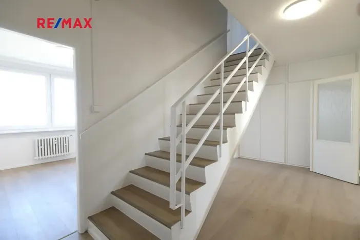 Pronájem bytu 4+1, Praha - Krč, V Štíhlách, 78 m2