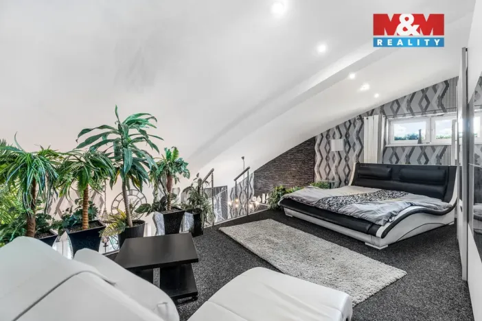 Pronájem bytu 3+kk, Liberec - Liberec VI-Rochlice, Nádvorní, 103 m2