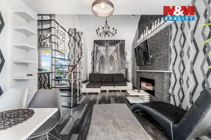 Pronájem bytu 3+kk, Liberec - Liberec VI-Rochlice, Nádvorní, 103 m2