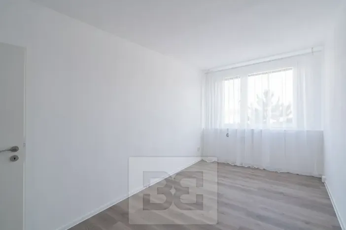 Pronájem bytu 3+1, Praha - Střížkov, Jablonecká, 70 m2