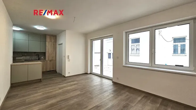 Pronájem bytu 3+kk, Praha - Nusle, Oldřichova, 94 m2