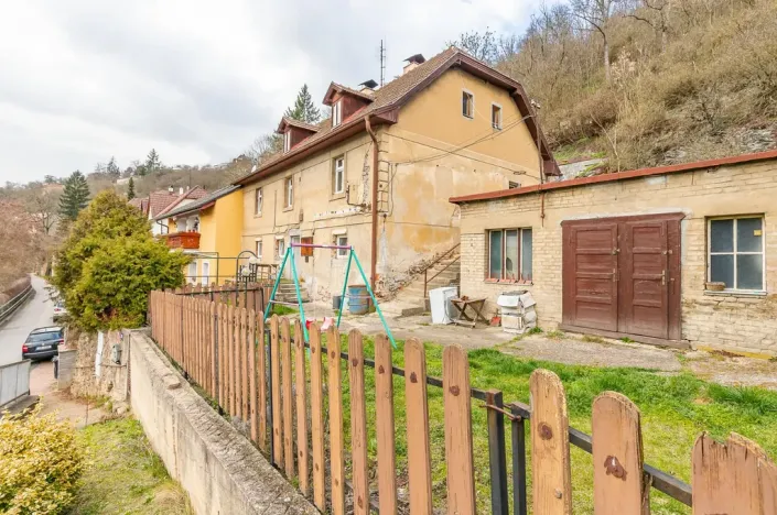 Prodej rodinného domu, Praha - Lysolaje, Čábelecká, 300 m2