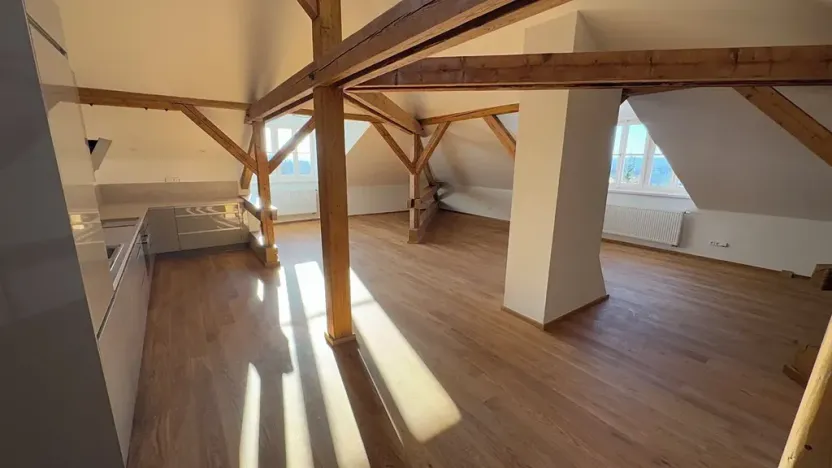 Pronájem bytu 3+kk, Praha - Libeň, Zvonařovská, 175 m2