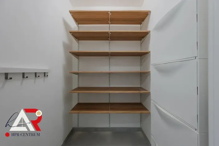 Pronájem bytu 1+kk, Brno, Bratislavská, 28 m2