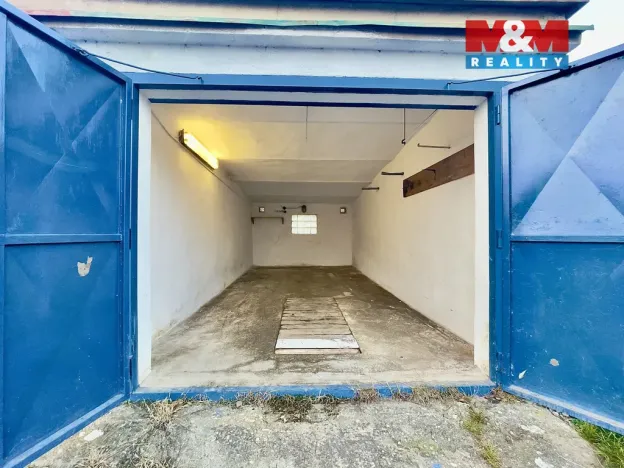 Pronájem garáže, Uherský Brod, Šumická, 20 m2