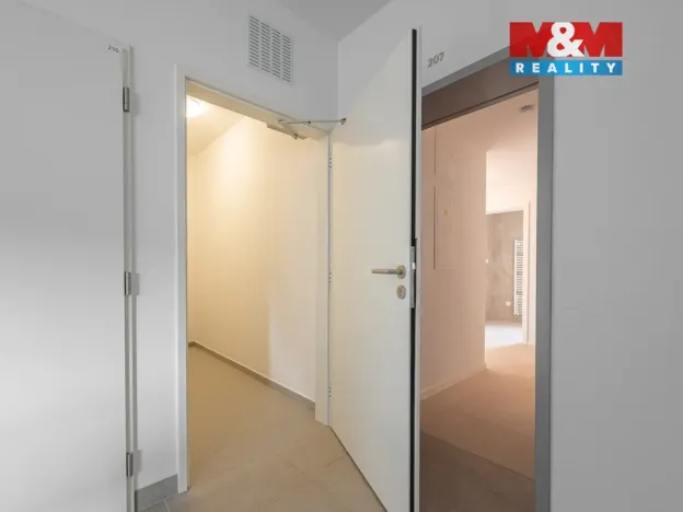 Prodej bytu 3+kk, Benešov, Dukelská, 83 m2