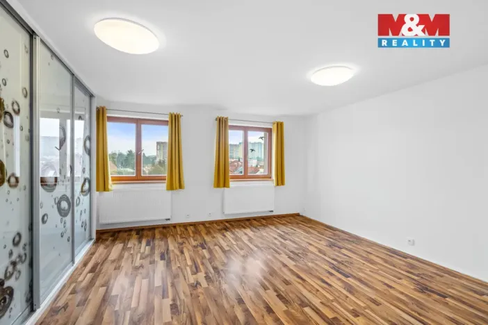 Pronájem bytu 2+kk, Praha - Bohnice, Bohnická, 84 m2